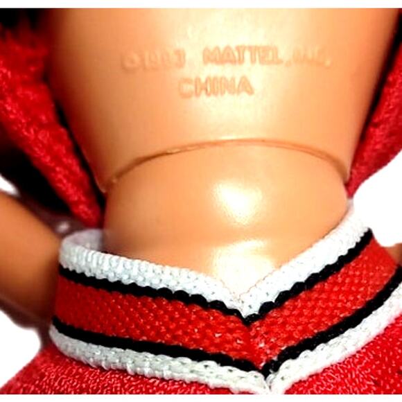 1998 NBA Chicago Bulls Basketball Barbie Mattel No. 20692 - Picture 9 of 9
